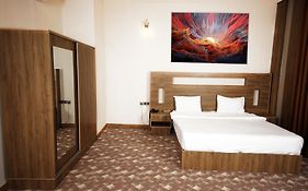 Al Yarmouk International Hotel